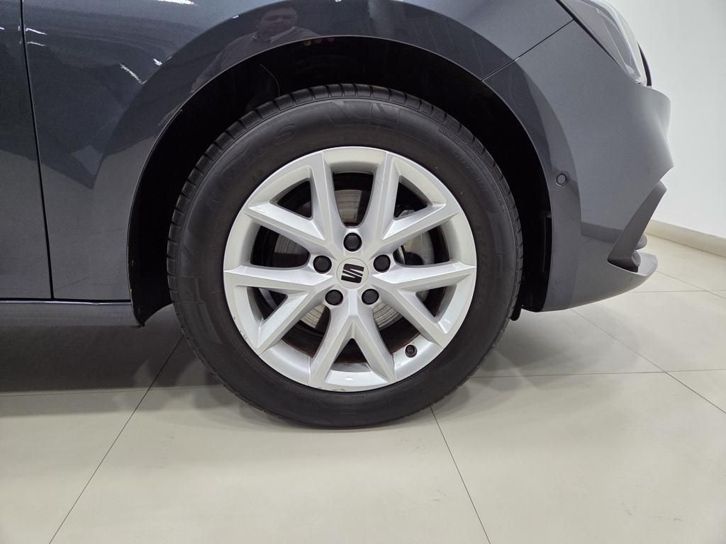 SEAT León