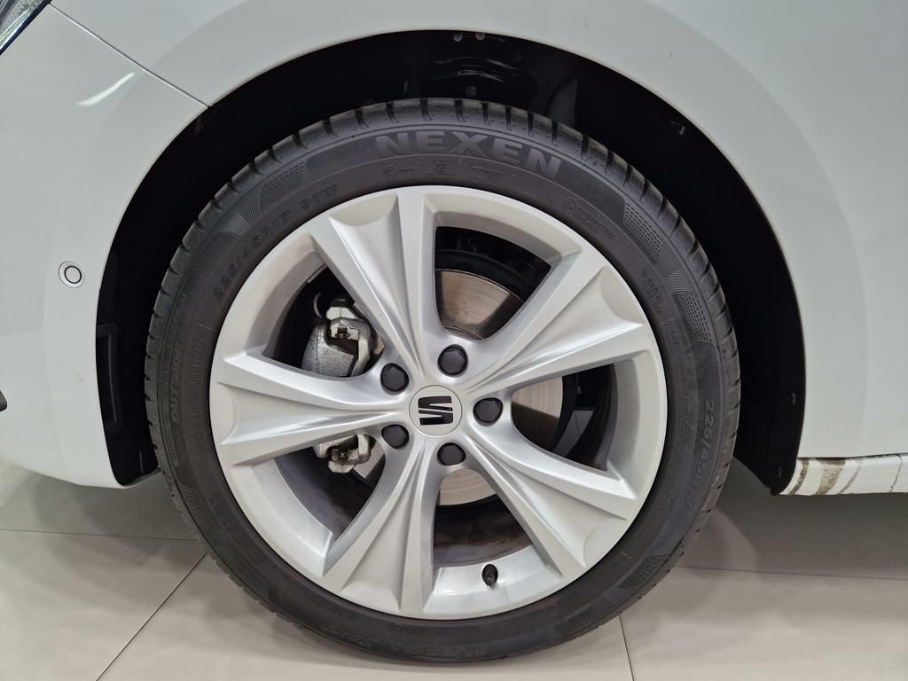 SEAT León